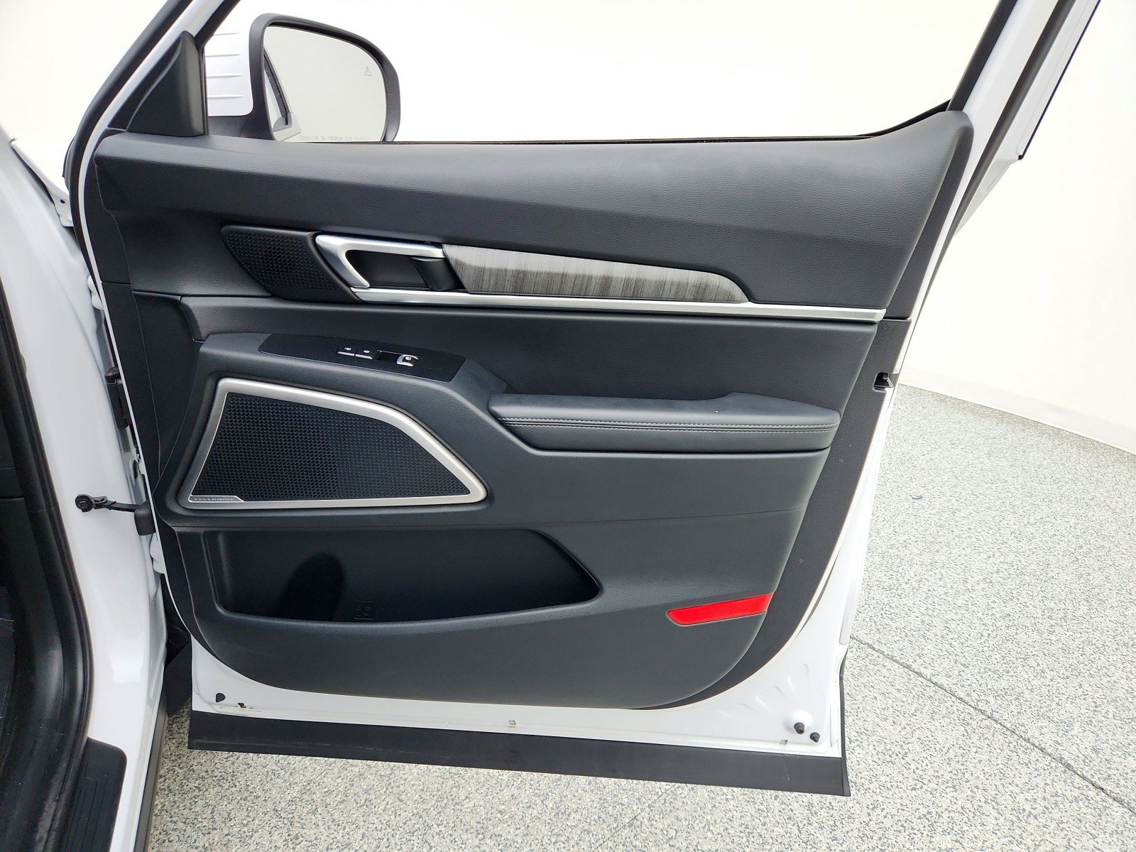 Used 2024 Kia Telluride EX FWD image 30