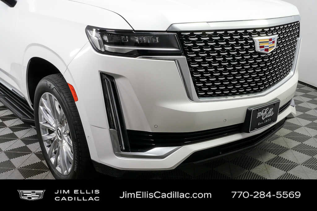 Used 2024 Cadillac Escalade Premium Luxury image 39