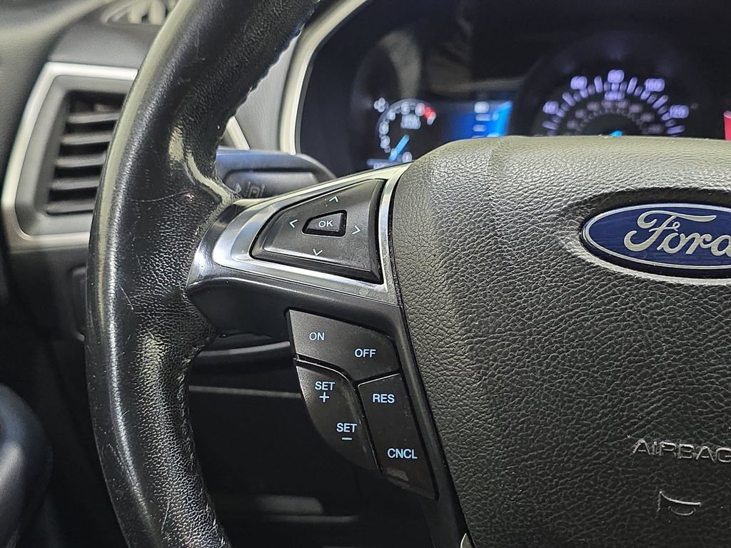 Used 2019 Ford Edge SEL w/ Equipment Group 201A FWD image 18