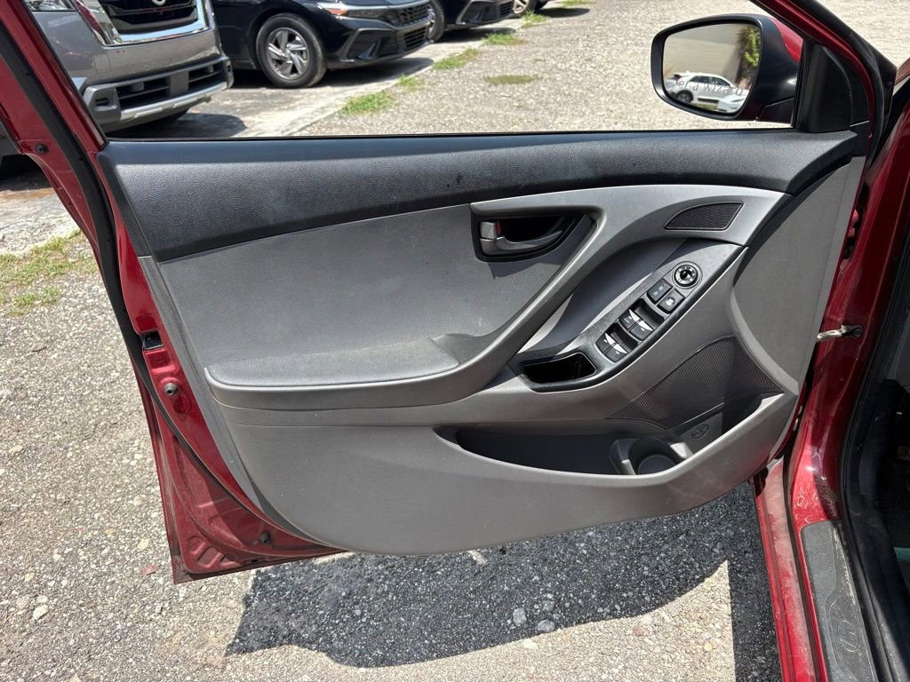Used 2016 Hyundai Elantra SE FWD image 10