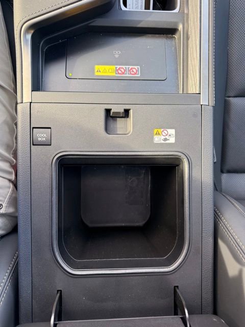 Used 2024 Lexus GX 550 image 8