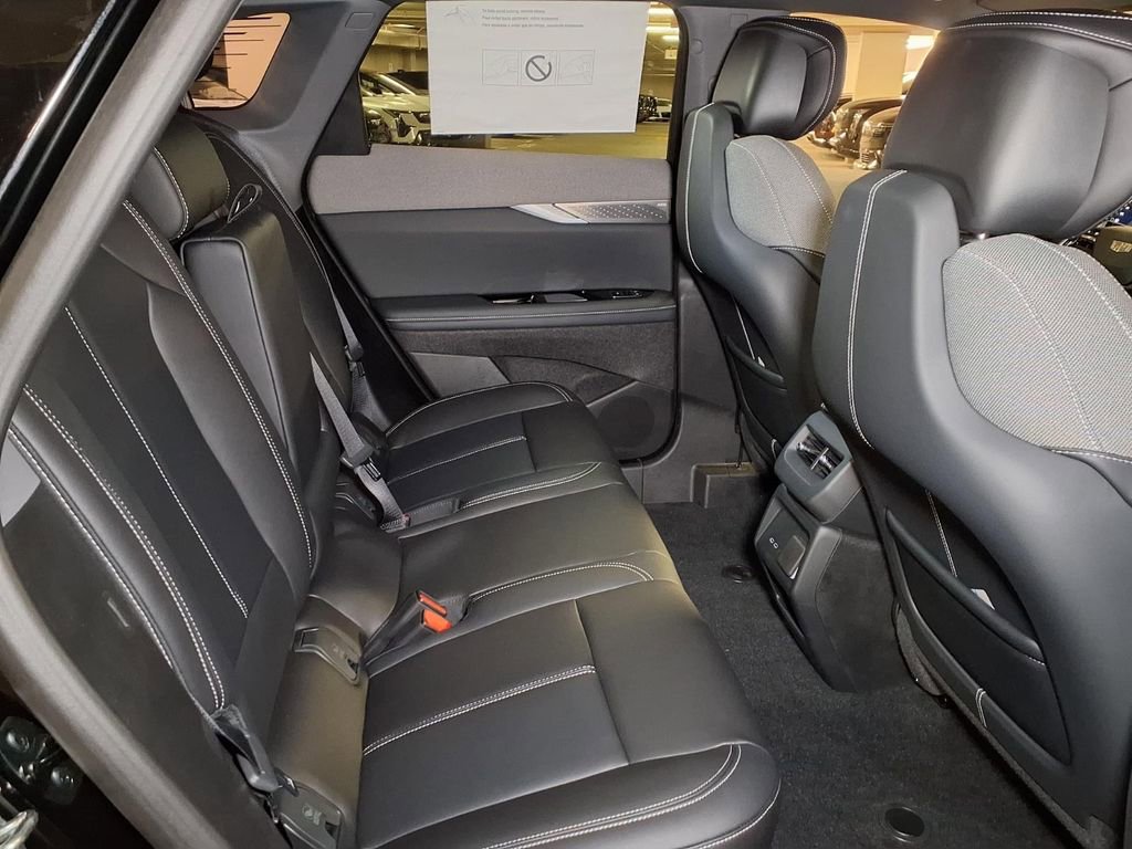 New 2026 Cadillac Optiq Luxury 1 RWD image 7