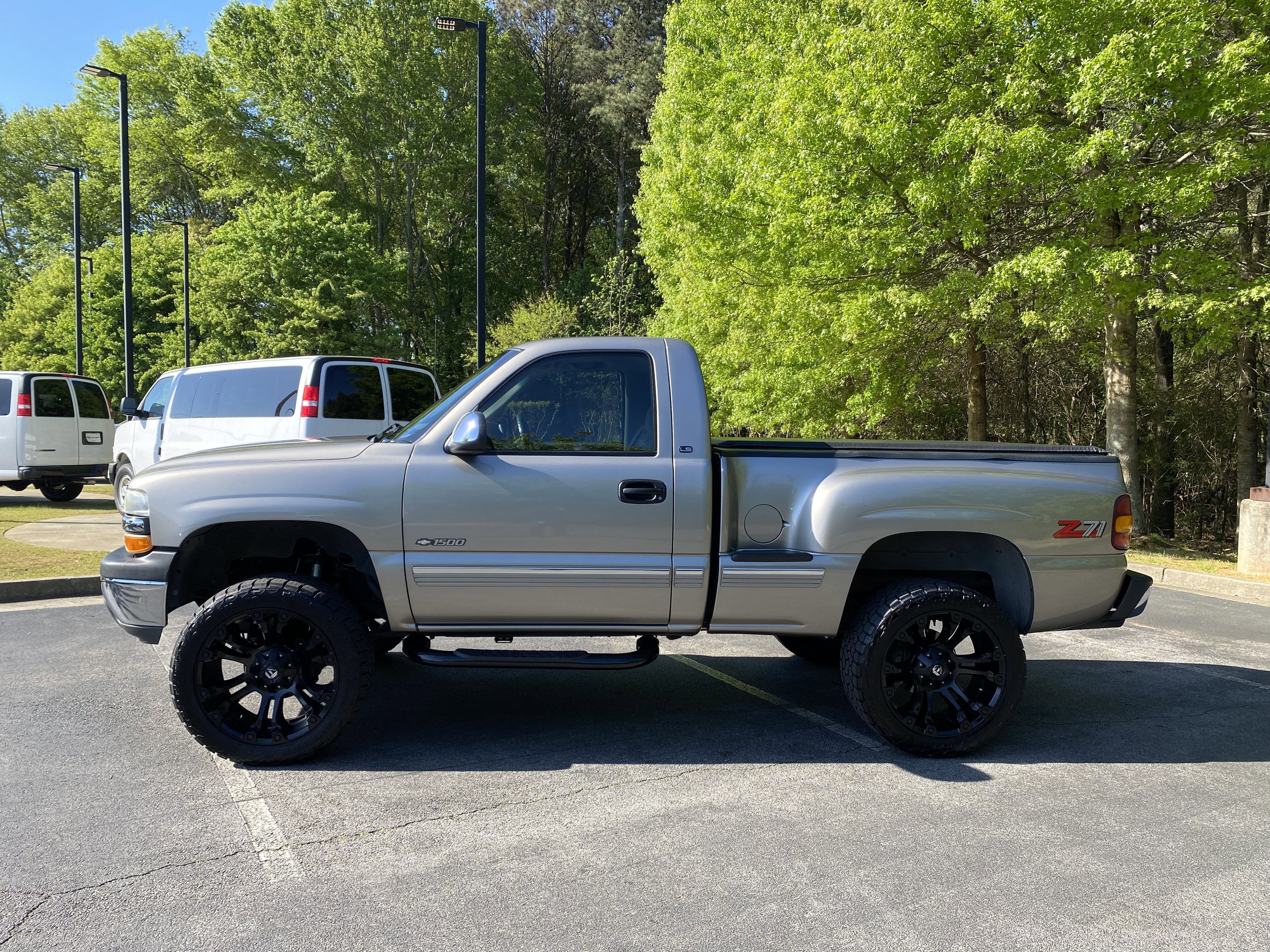 Used 1999 Chevrolet Silverado 1500 LS w/ Off-Road Chassis Pkg image 6