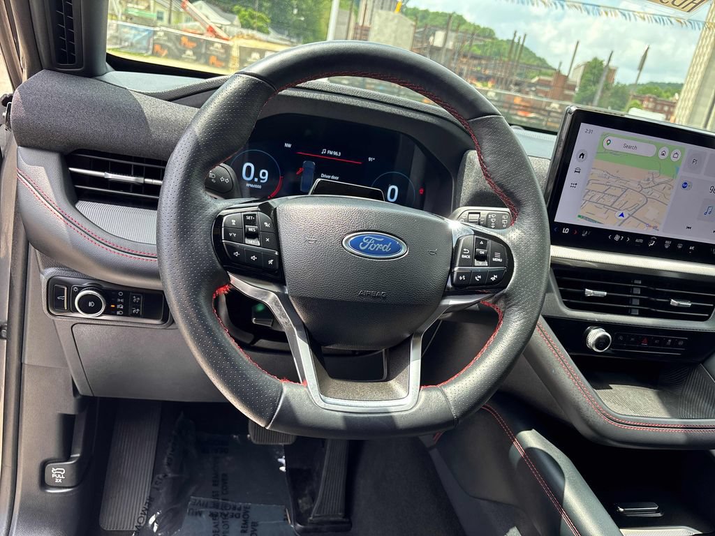 Used 2025 Ford Explorer ST-Line AWD/4WD image 14