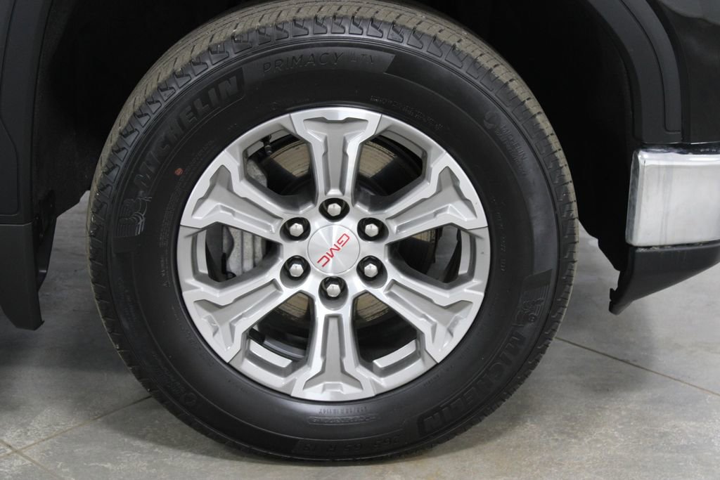 Used 2025 GMC Sierra 1500 SLT image 12