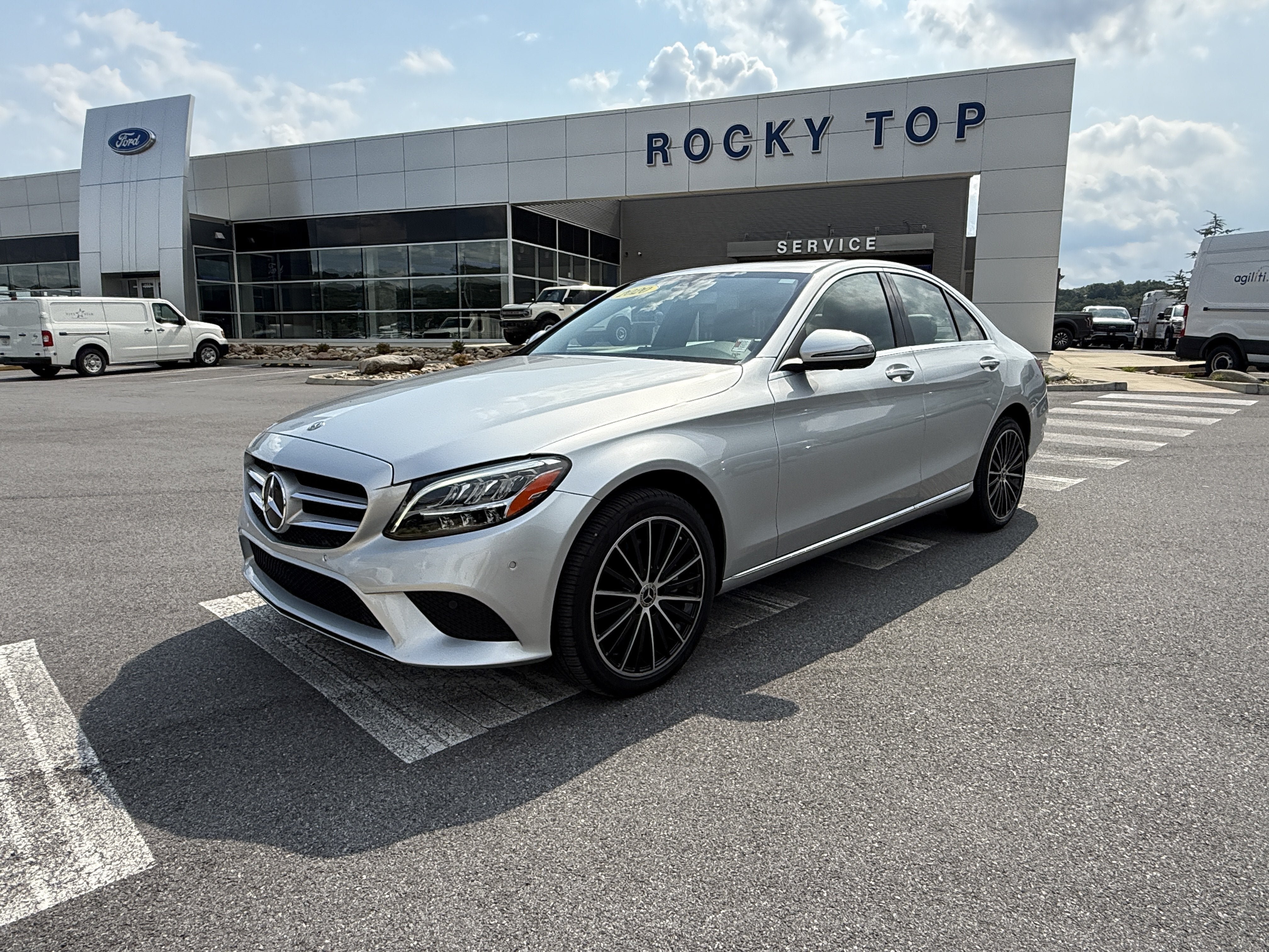 Used 2020 Mercedes-Benz C 300 4MATIC Sedan image 1