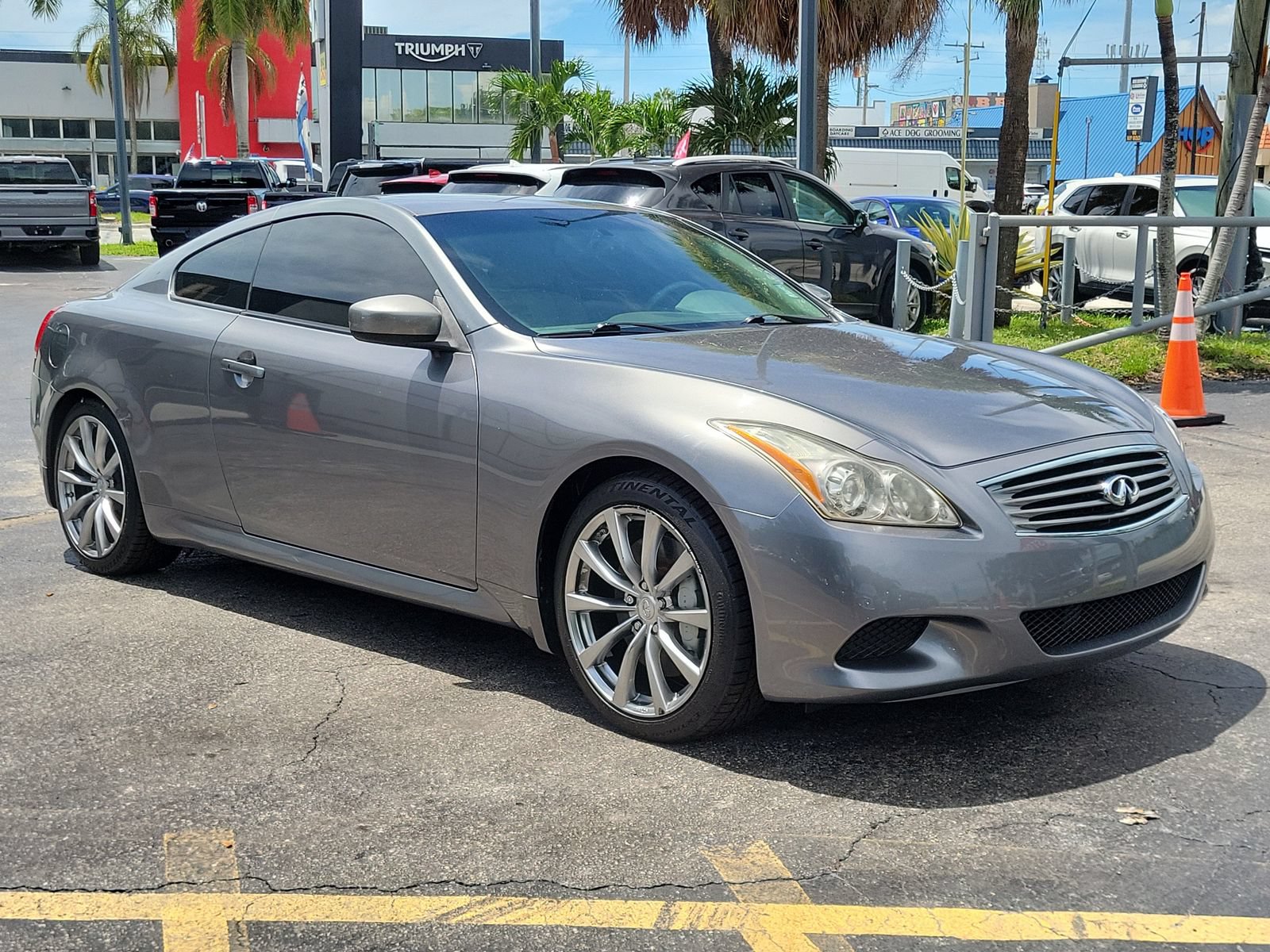 Used 2010 INFINITI G37 Journey w/ Premium Pkg RWD image 3