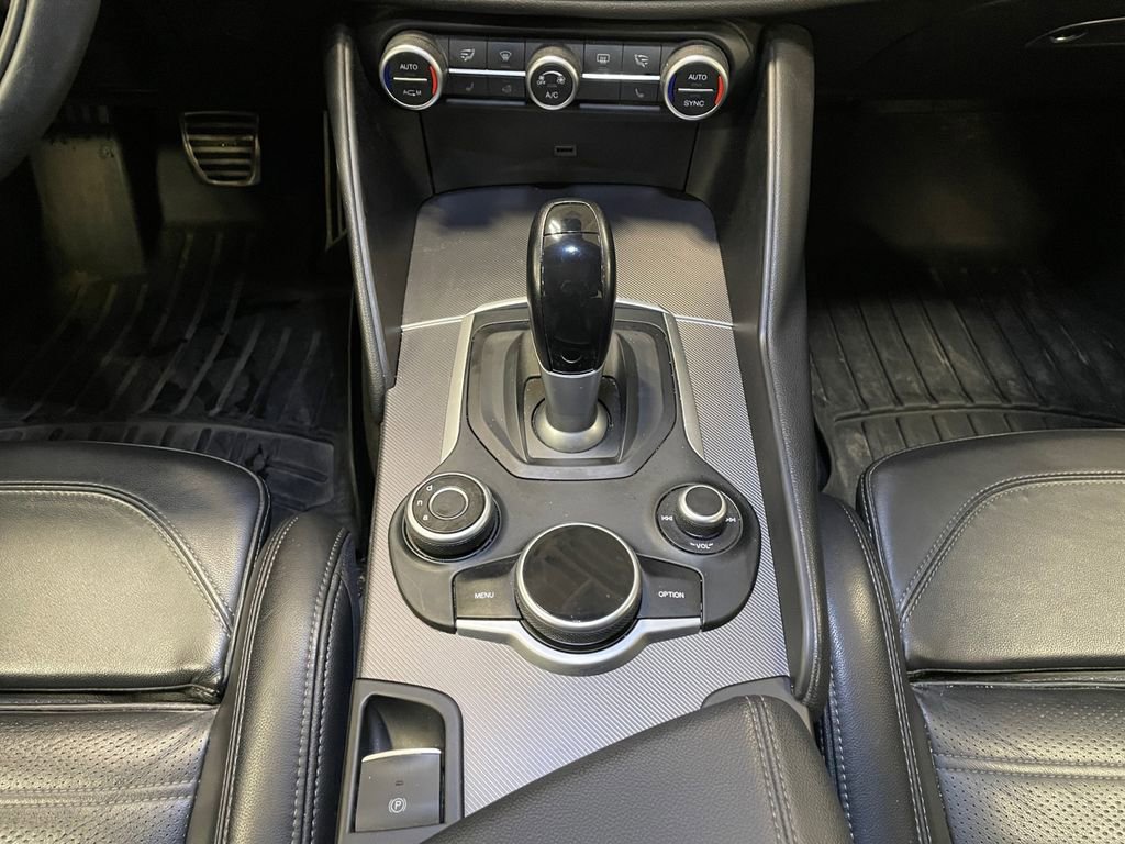 Used 2018 Alfa Romeo Giulia Ti Sport w/ Quick Order Package 22S Sport image 11