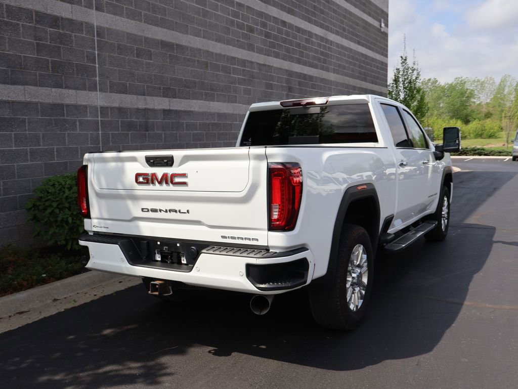 Used 2022 GMC Sierra 3500 Denali AWD/4WD image 8