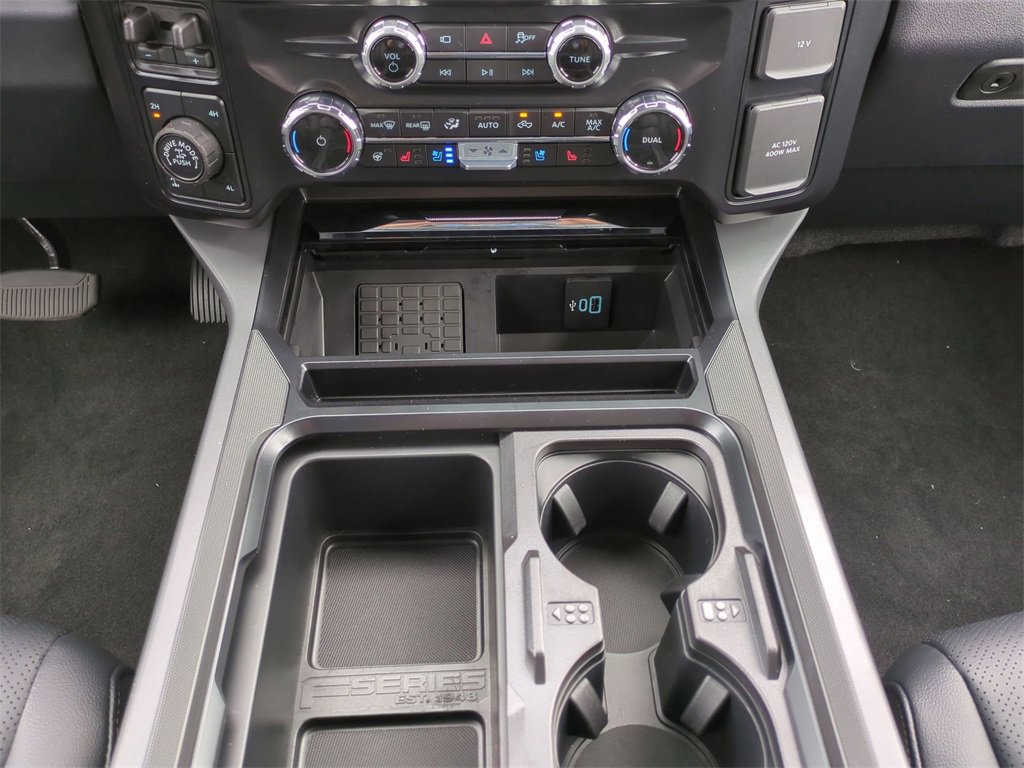 New 2026 Ford F250 4x4 Crew Cab Super Duty image 19