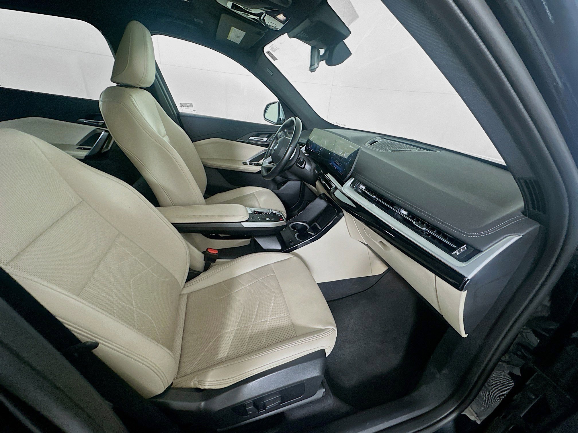 Used 2024 BMW X1 xDrive28i image 32