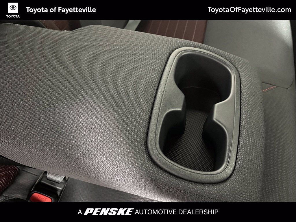 Used 2026 Toyota Corolla SE FWD image 9