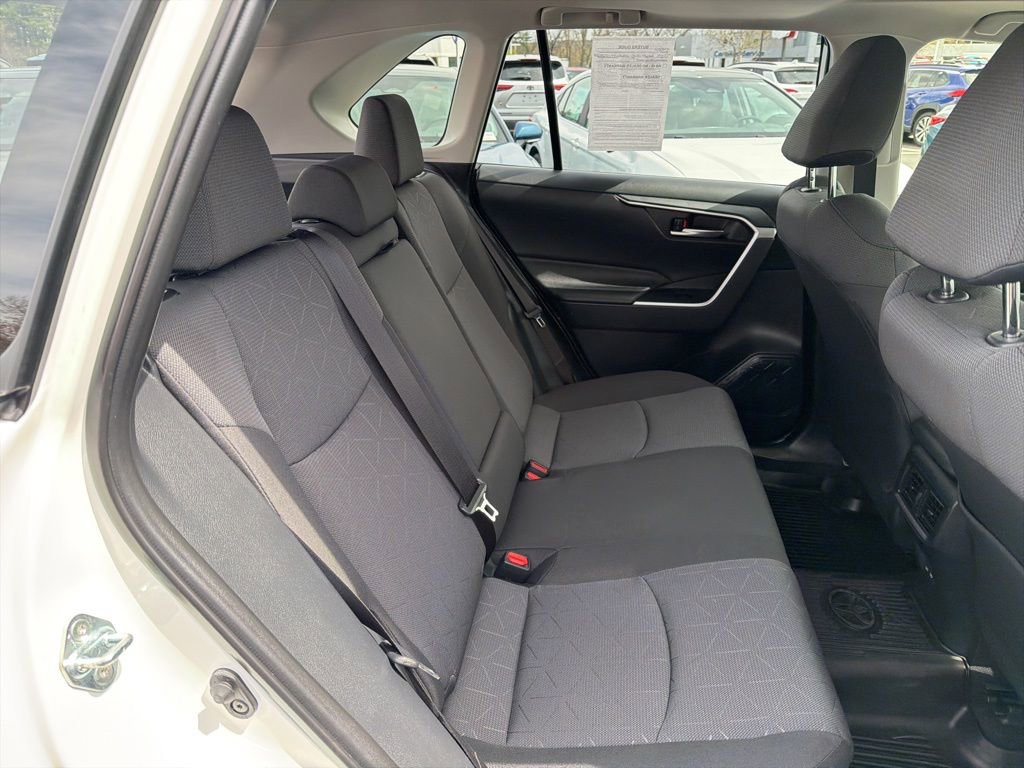 Used 2025 Toyota RAV4 XLE w/ Convenience Package AWD/4WD image 13