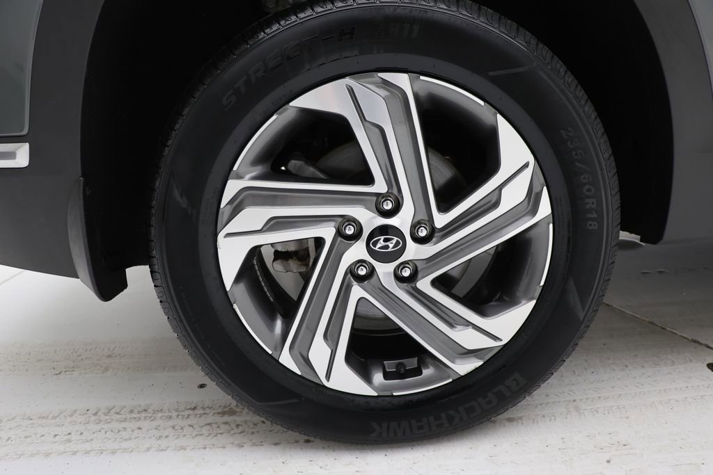 Used 2023 Hyundai Santa Fe SEL w/ Premium Package image 10