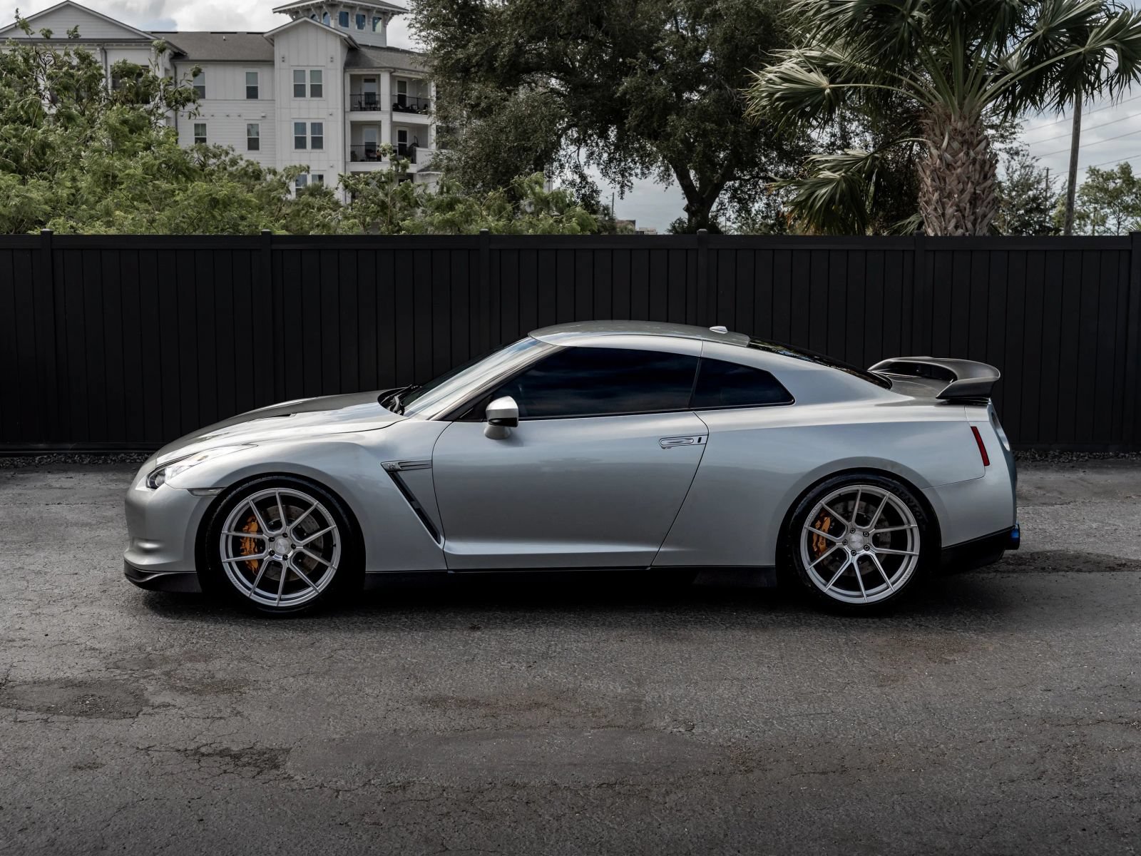 Used 2009 Nissan GT-R Premium AWD/4WD image 30