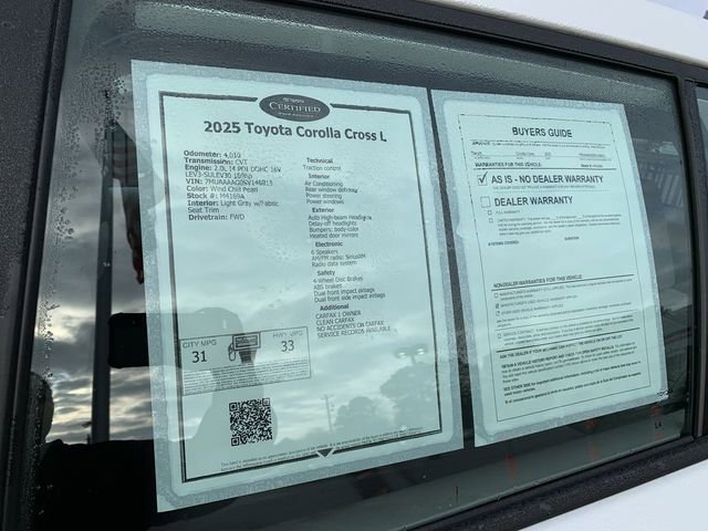 Used 2025 Toyota Corolla Cross L image 35