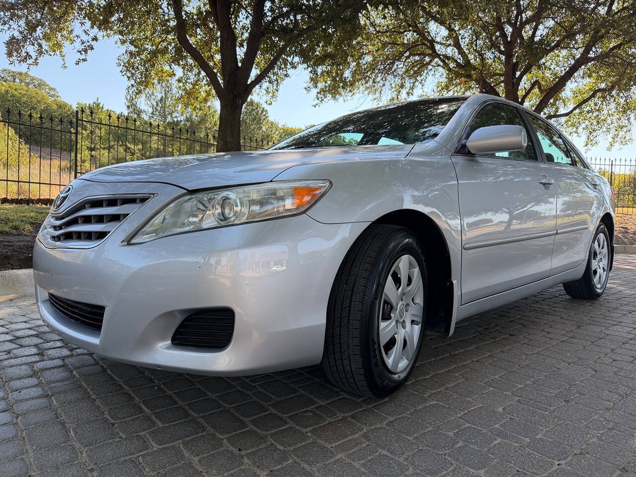 Used 2011 Toyota Camry FWD image 7