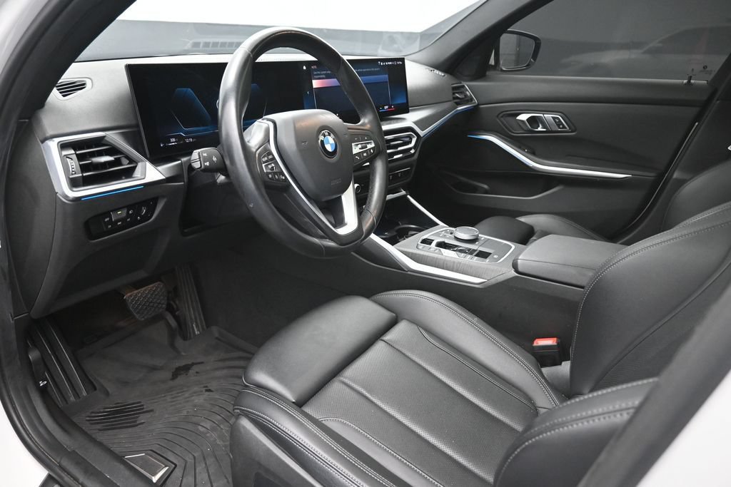 Used 2023 BMW 330i Sedan w/ Driving Assistance Package RWD image 19