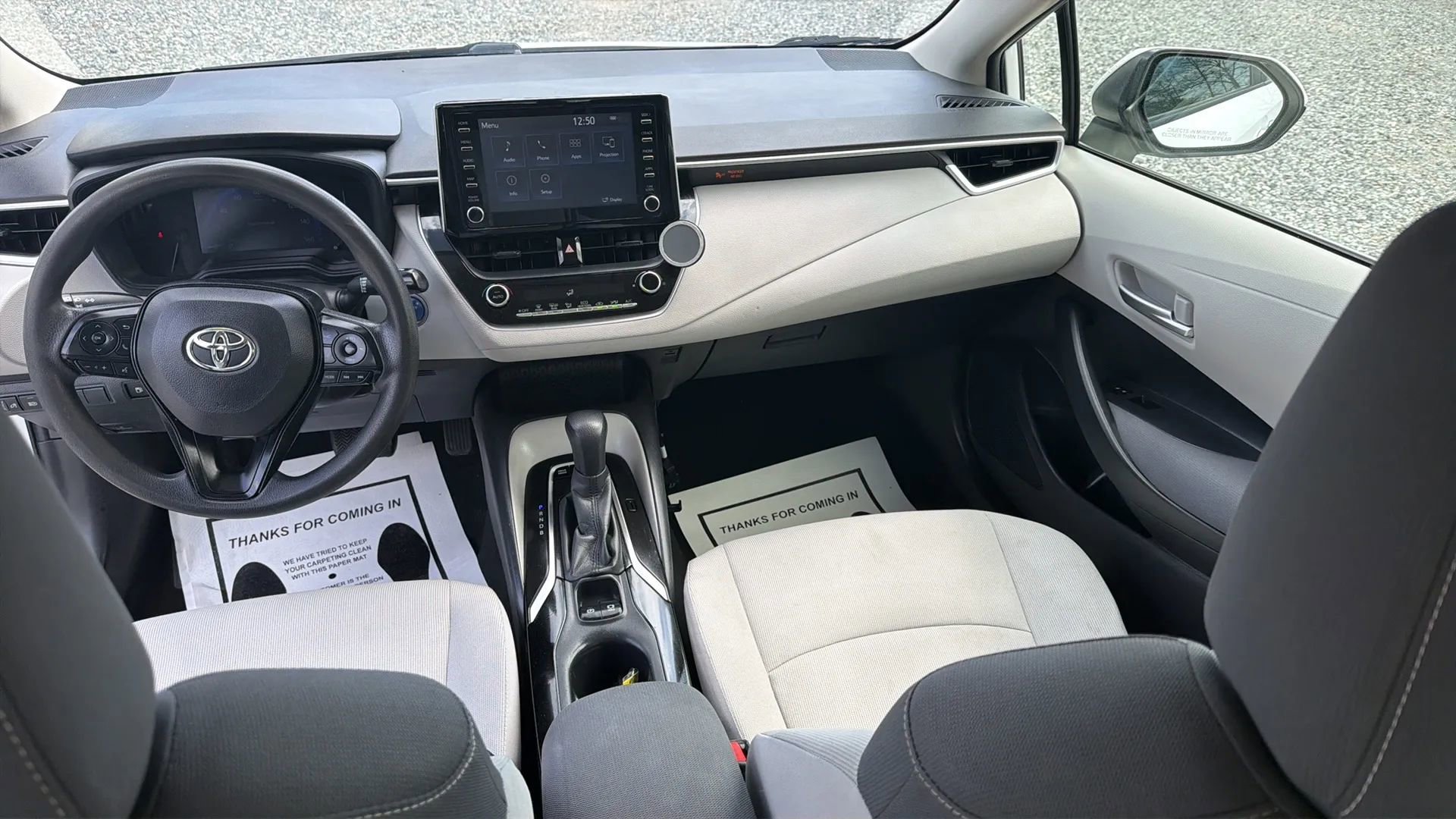 Used 2020 Toyota Corolla LE image 37