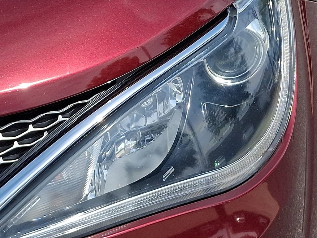 Used 2019 Chrysler Pacifica Touring-L Plus w/ Tire & Wheel Group image 9