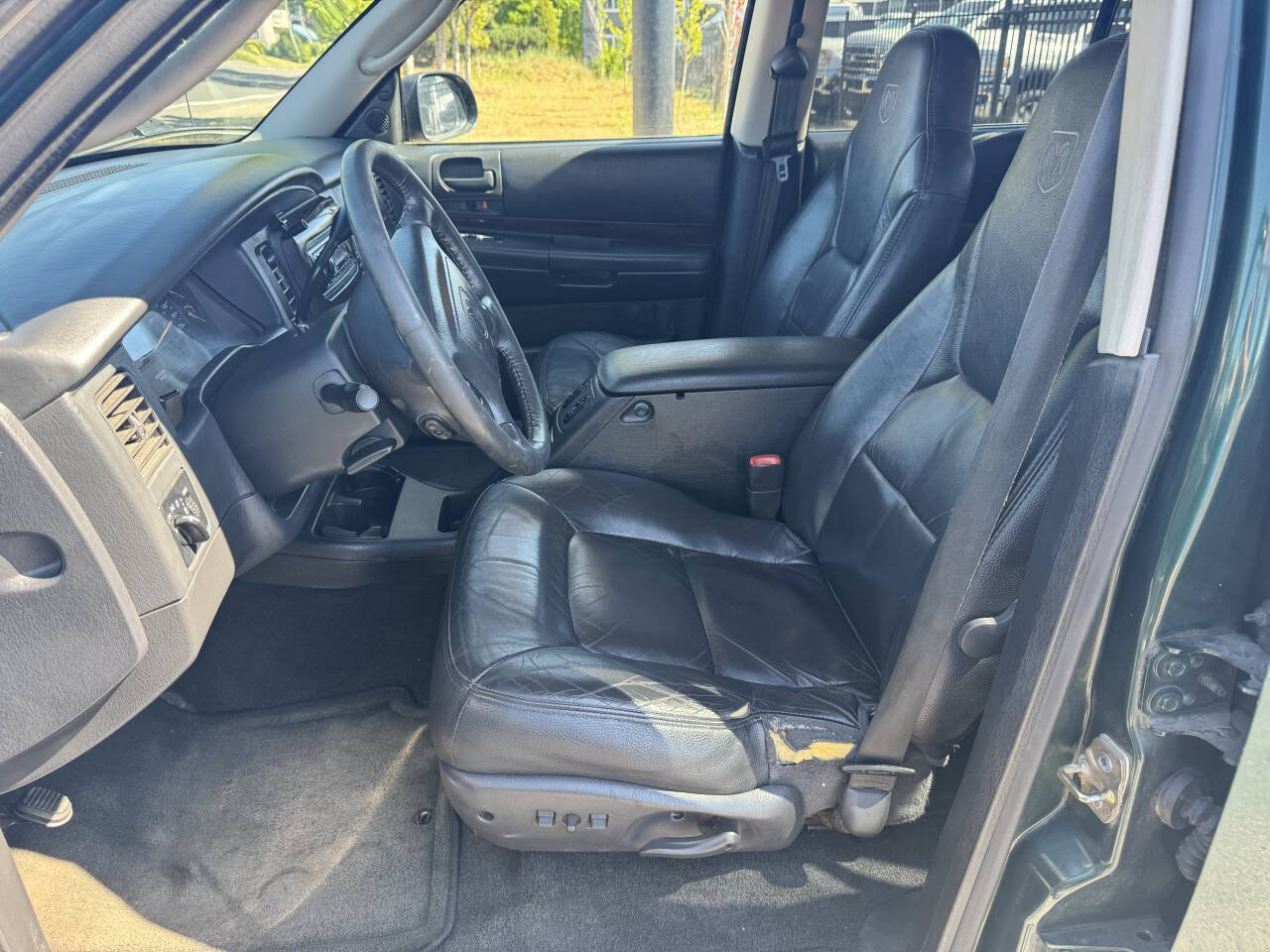 Used 2001 Dodge Durango 4WD image 8