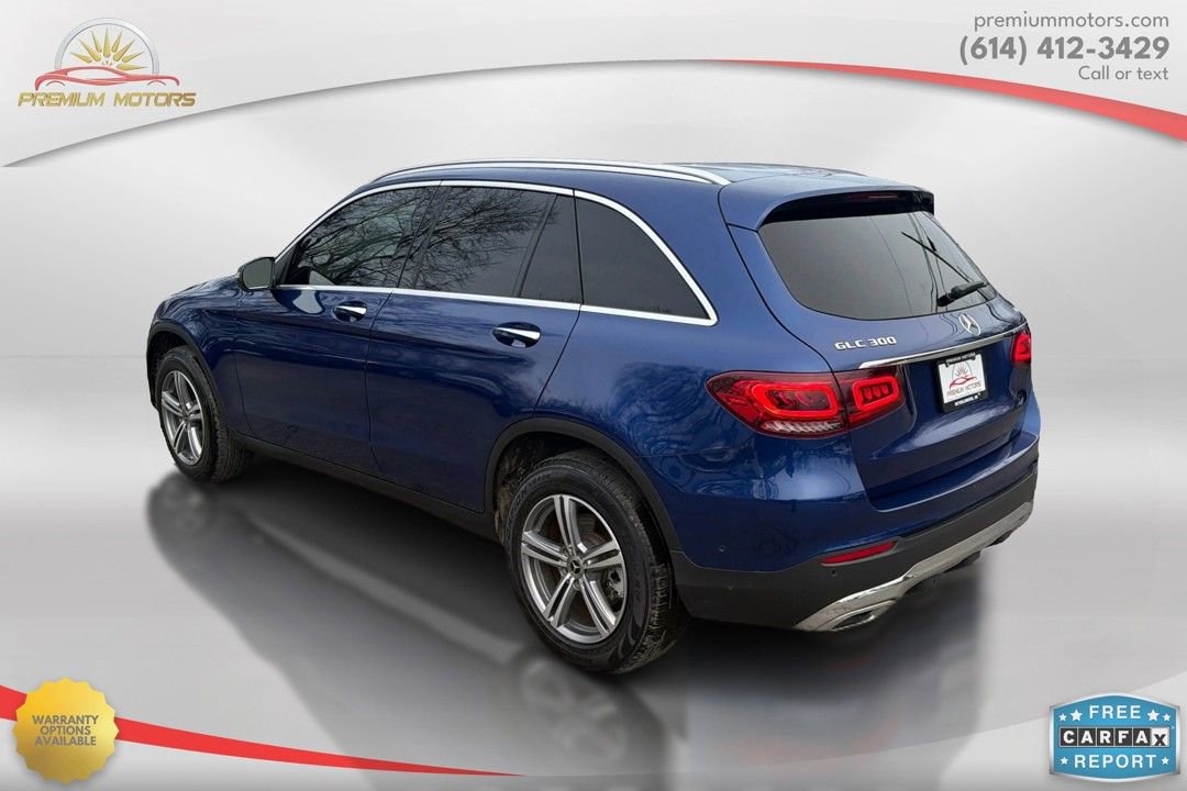 Used 2021 Mercedes-Benz GLC 300 4MATIC w/ Premium Package image 3