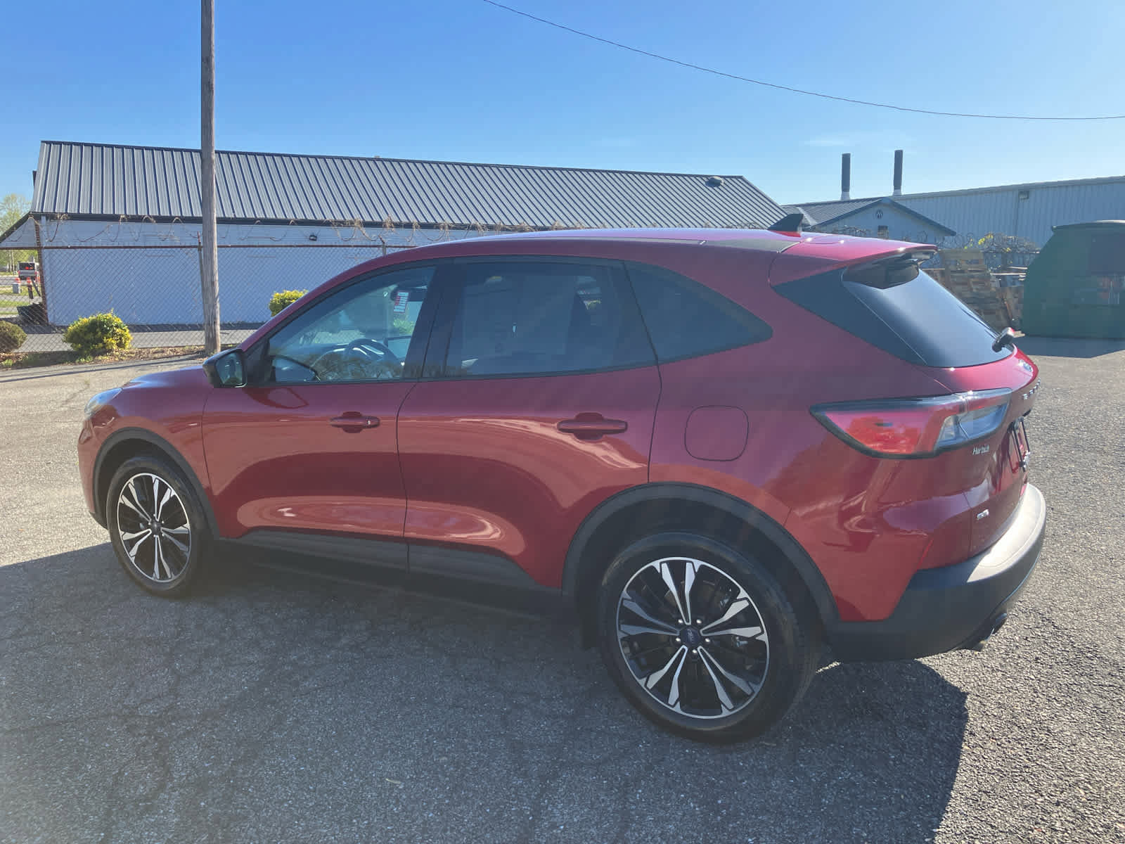 Used 2022 Ford Escape SE w/ SE Sport Appearance Package FWD image 6