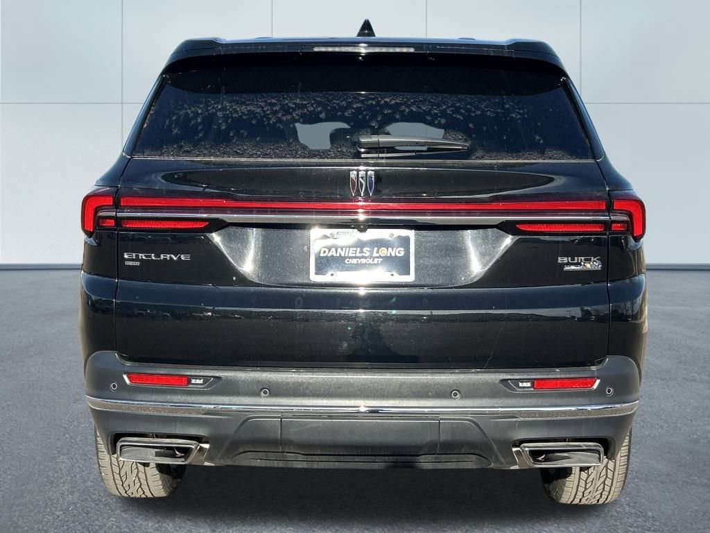 Used 2025 Buick Enclave Preferred image 4