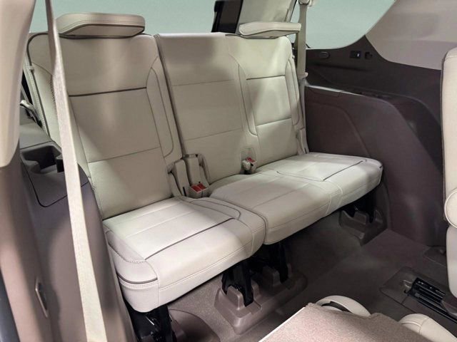 Used 2021 GMC Yukon Denali w/ LPO, Illumination Package image 10