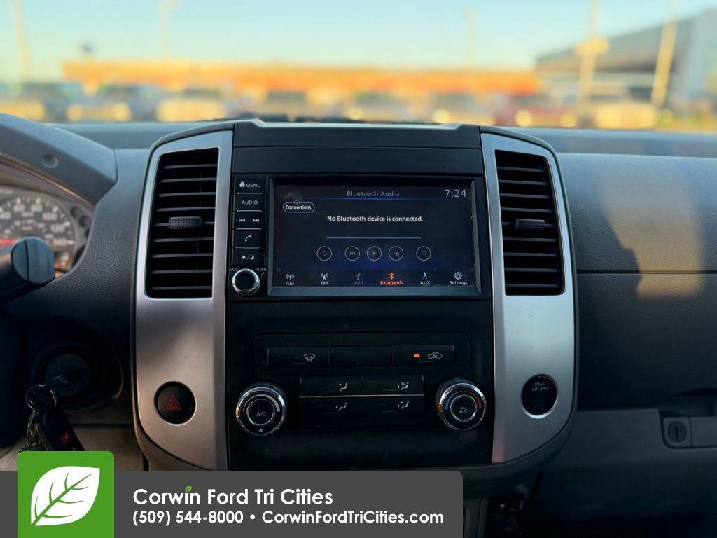 Used 2019 Nissan Frontier SV AWD/4WD image 11
