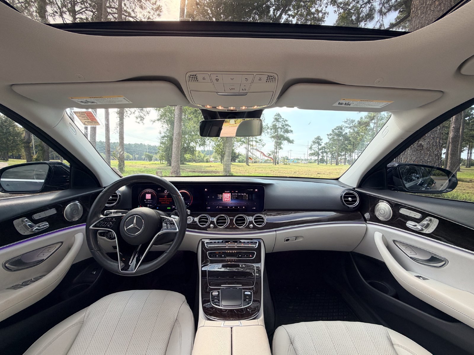 Used 2021 Mercedes-Benz E 450 4MATIC Sedan image 2