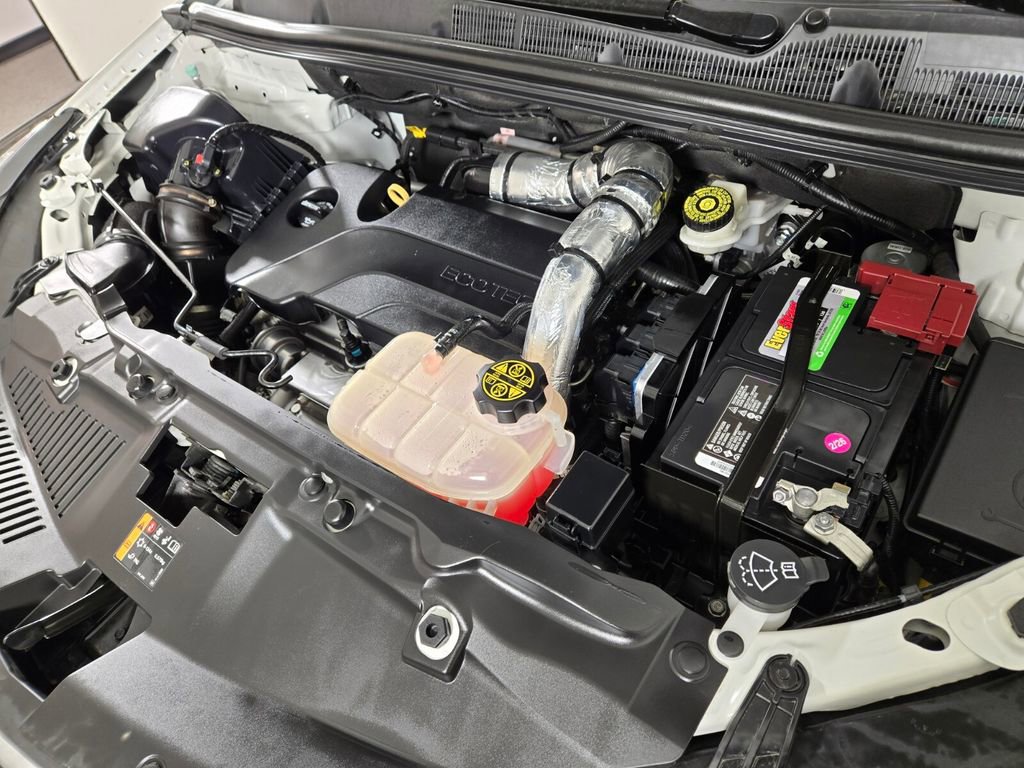 Used 2019 Buick Encore Essence w/ Safety Package II FWD image 23