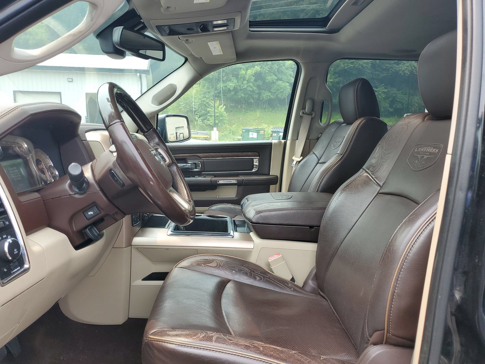 Used 2015 RAM 1500 Laramie Longhorn w/ Convenience Group AWD/4WD image 10