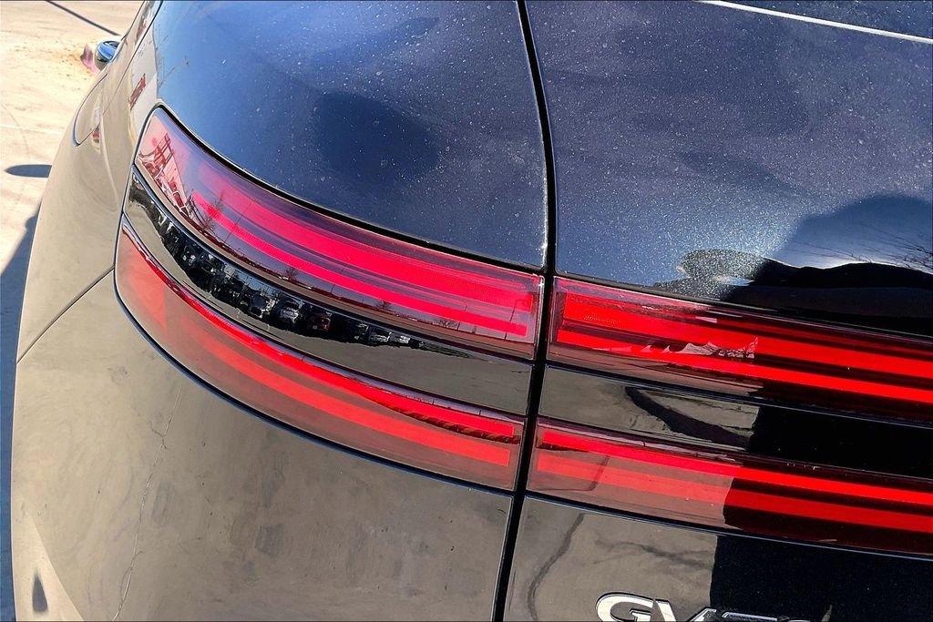 Used 2024 Genesis GV70 2.5T w/ Select Package image 37