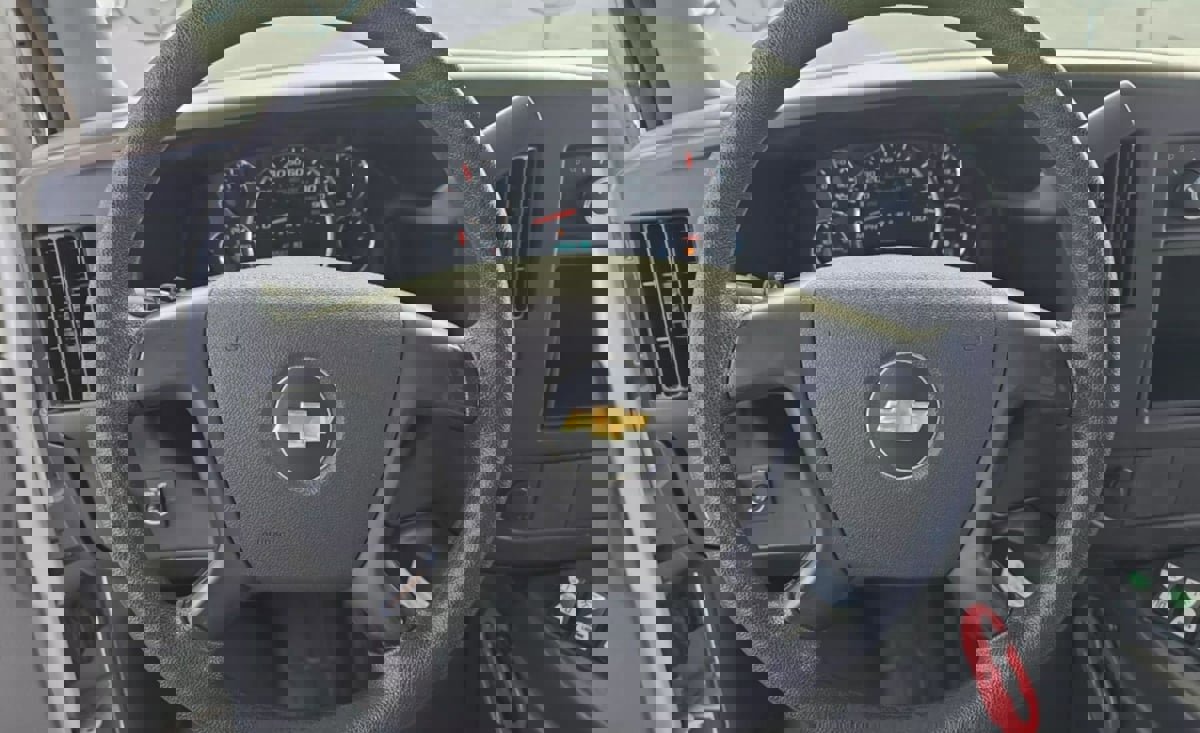 Used 2012 Chevrolet Express 3500 w/ School Bus Package image 10