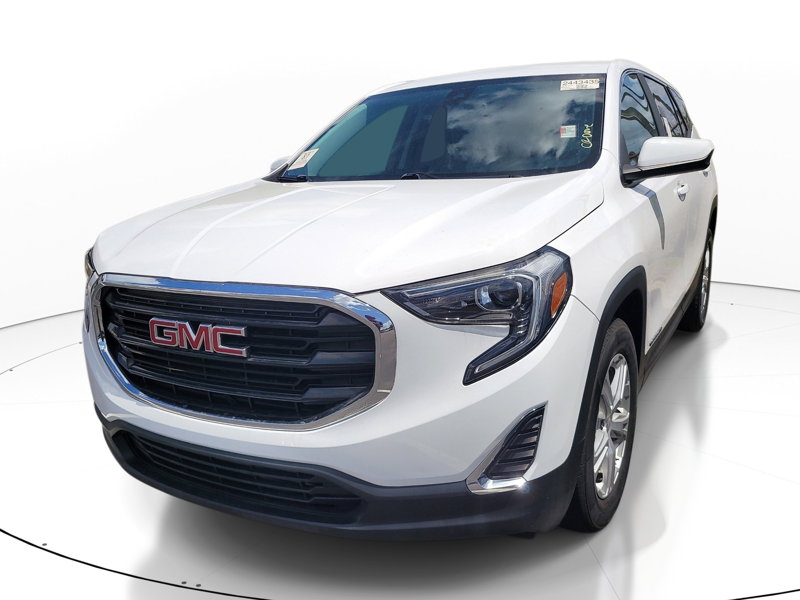Used 2021 GMC Terrain SLE w/ LPO, Floor Liner Package image 3