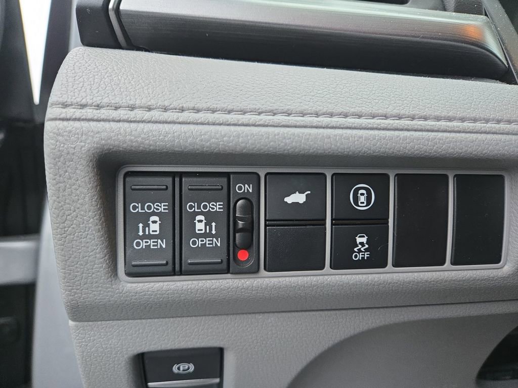 Used 2021 Honda Odyssey EX-L image 25