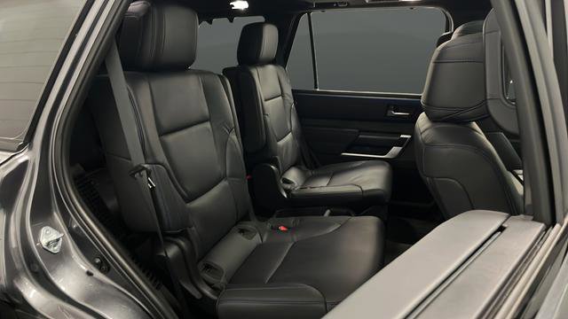 Used 2024 Toyota Sequoia Platinum image 11