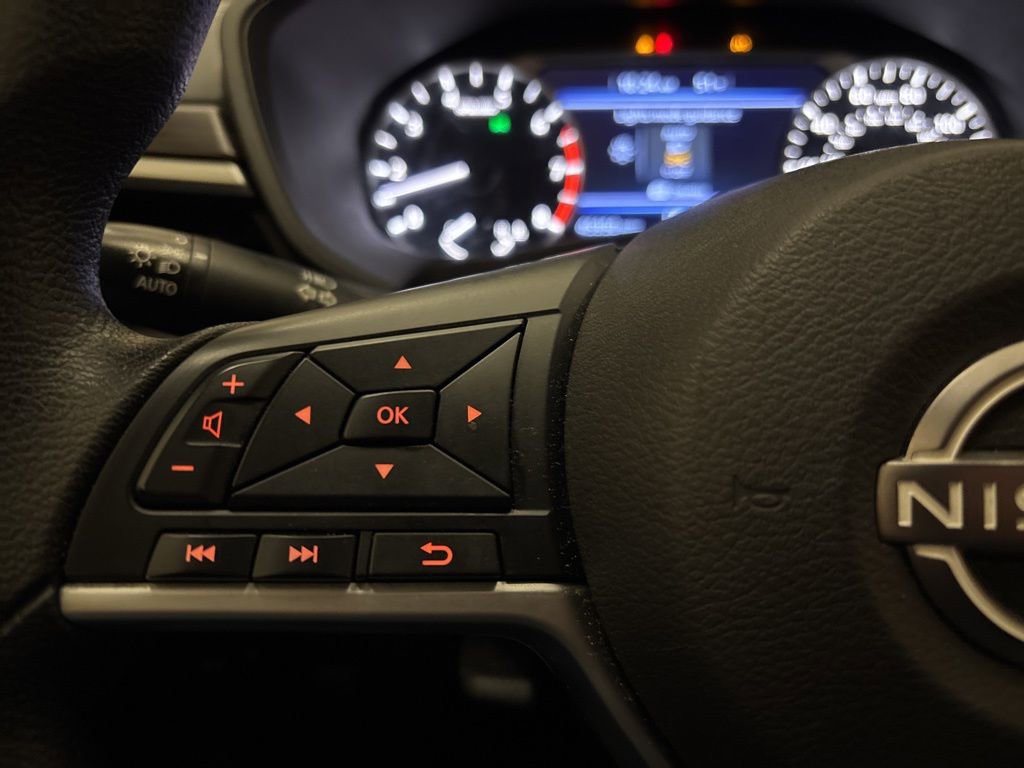 Used 2024 Nissan Altima 2.5 SV image 15