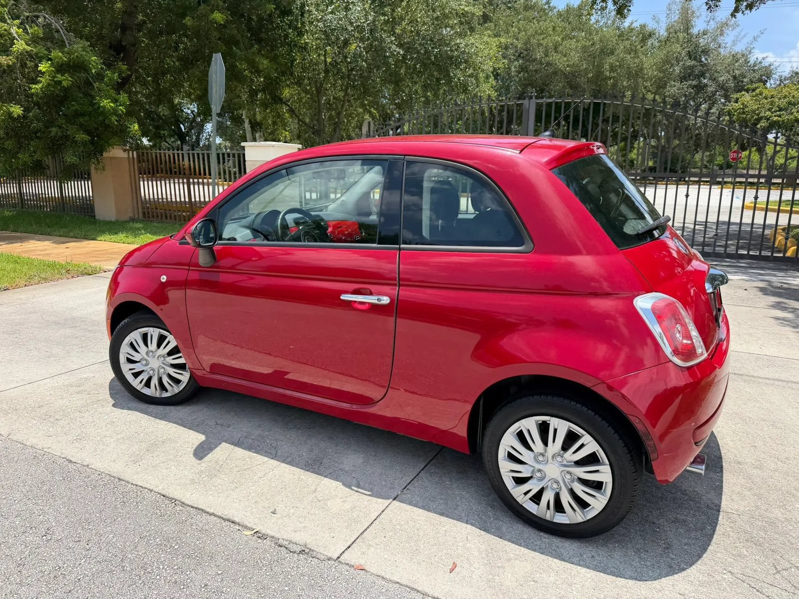Used 2015 FIAT 500 Pop FWD image 27