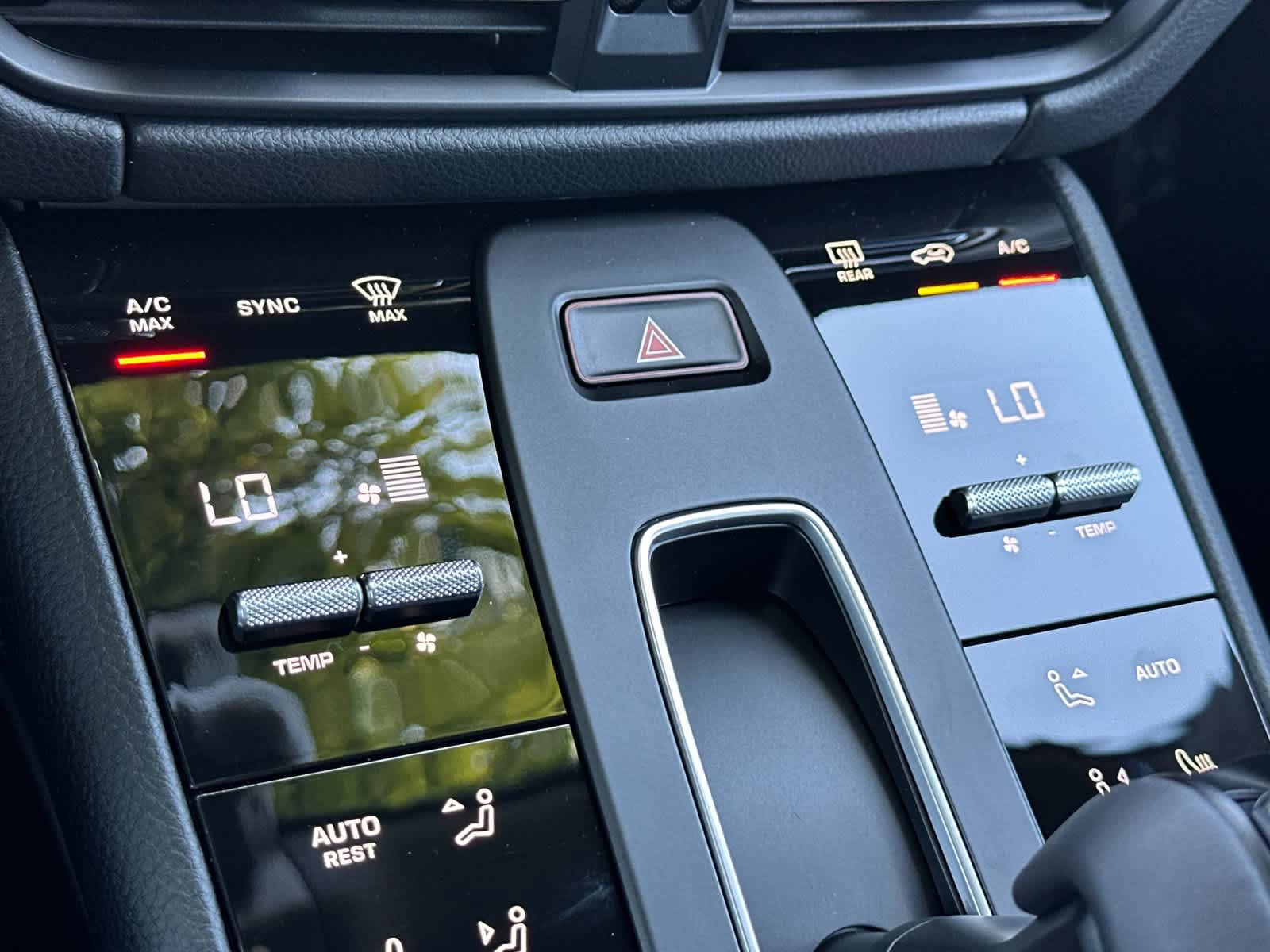 New 2026 Porsche Macan AWD/4WD image 23