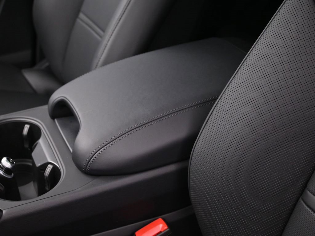 New 2026 Porsche Cayenne Coupe image 21