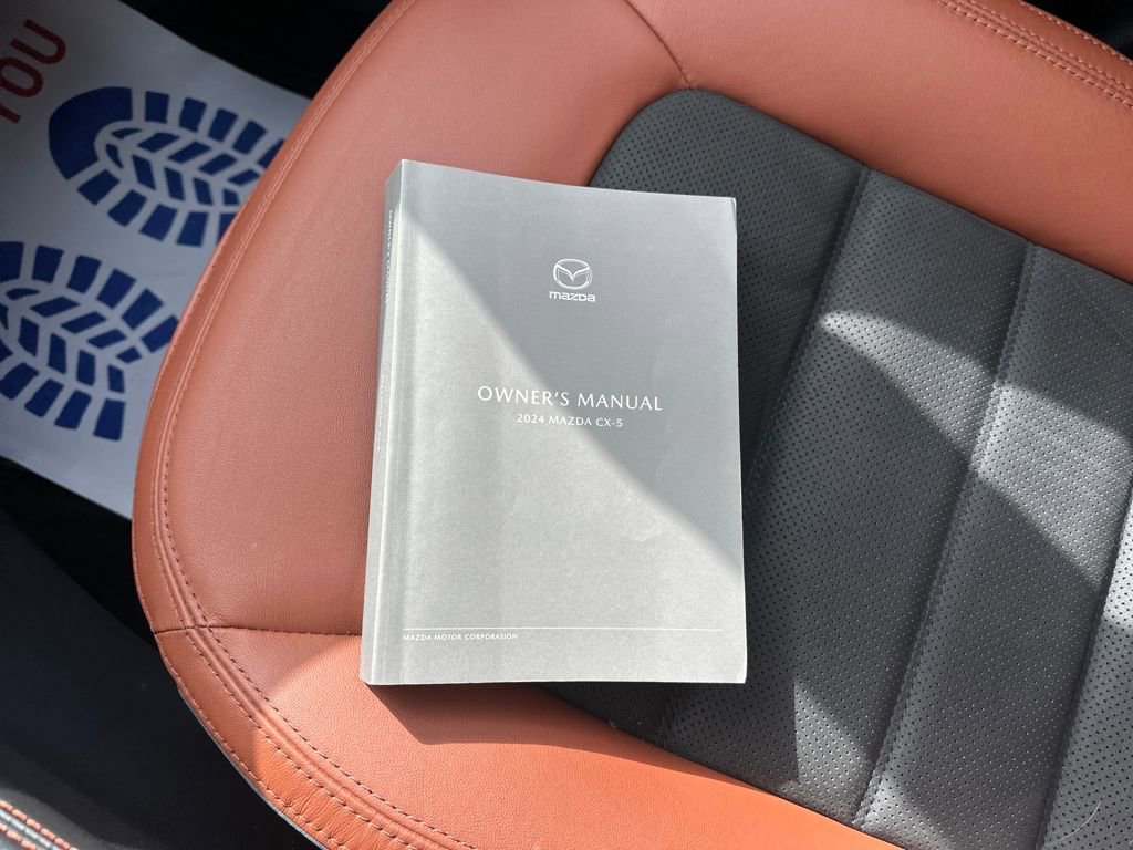 Used 2024 MAZDA CX-5 Carbon Edition image 29