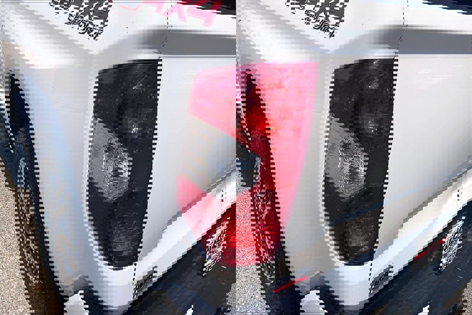 Used 2020 Toyota Tundra SR5 w/ TRD Sport Plus Package AWD/4WD image 33