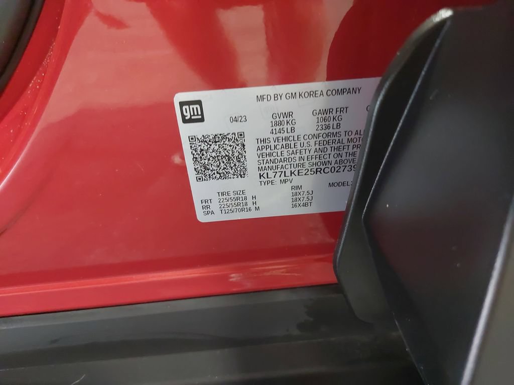 Used 2024 Chevrolet Trax ACTIV w/ Sunroof Package FWD image 35