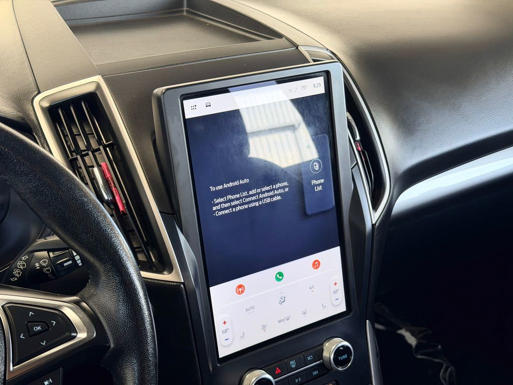 Used 2023 Ford Edge SEL image 18