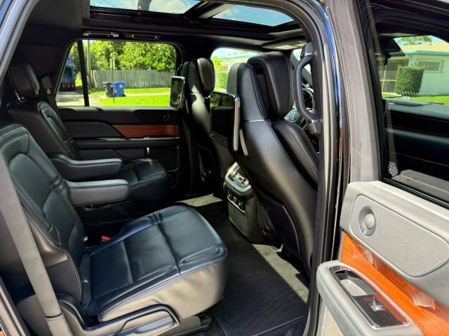 Used 2019 Lincoln Navigator L Reserve w/ Cargo Package image 23