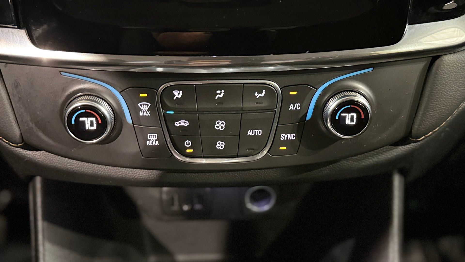 Used 2020 Chevrolet Traverse LT image 80