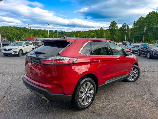 Used 2021 Ford Edge Titanium FWD image 4