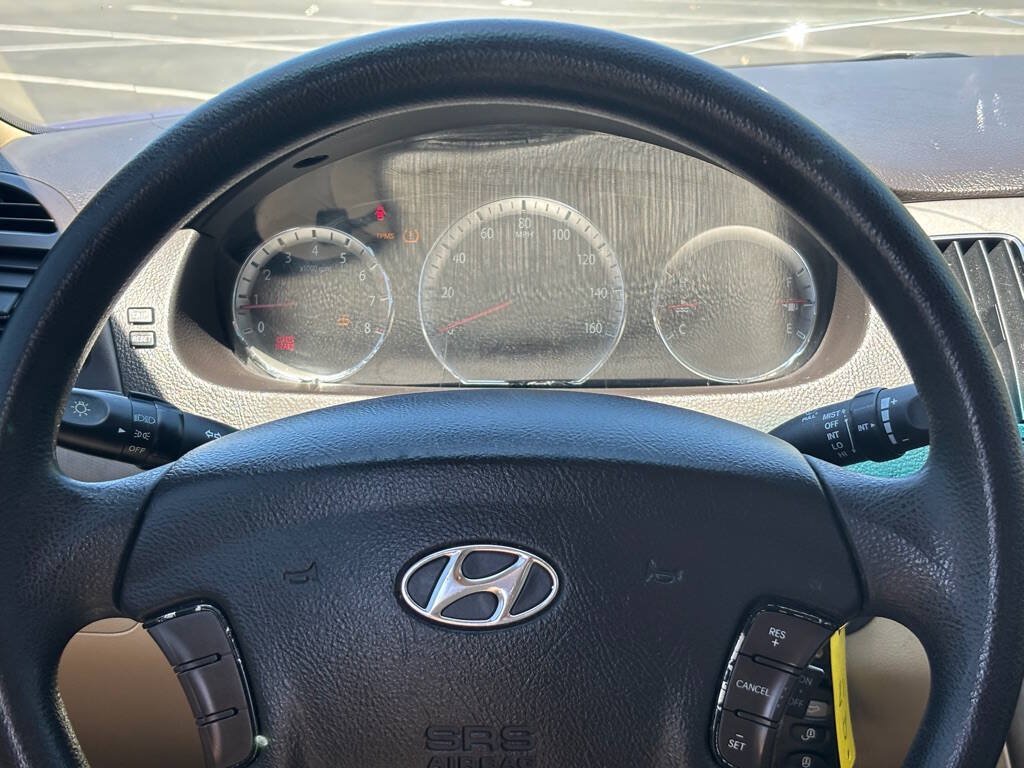 Used 2010 Hyundai Sonata GLS FWD image 11
